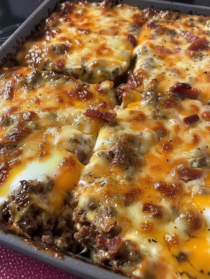 Low-Carb Bacon Cheeseburger Casserole